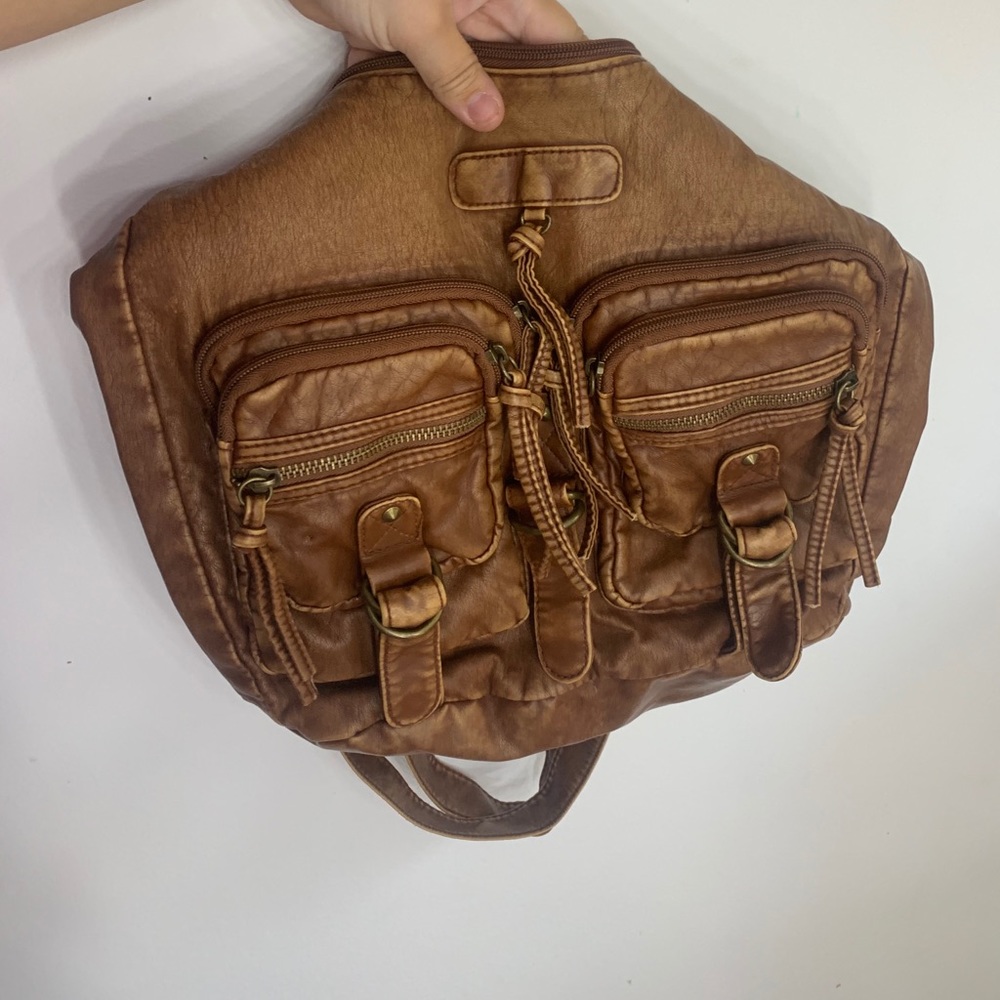 adjustable strap bag